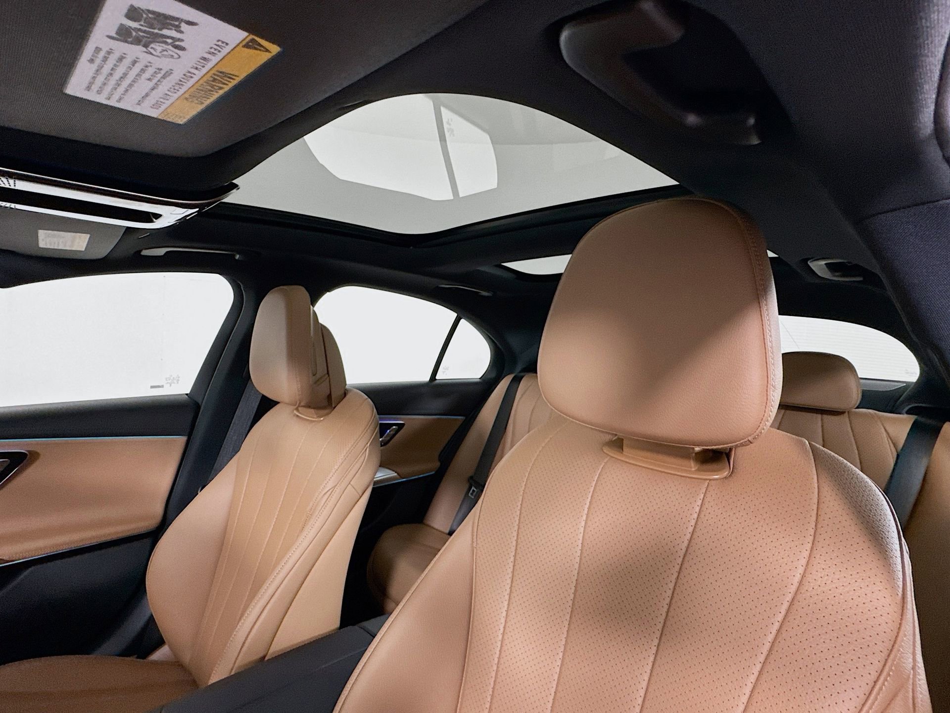 New 2026 Mercedes-Benz E 450 4MATIC Sedan image 24