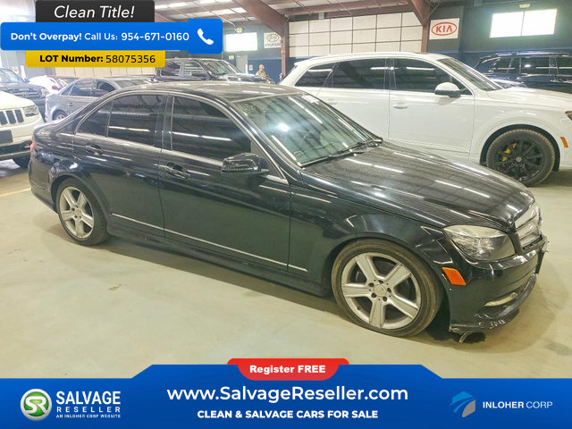 Used 2011 Mercedes-Benz C 300 4MATIC Sedan image 5