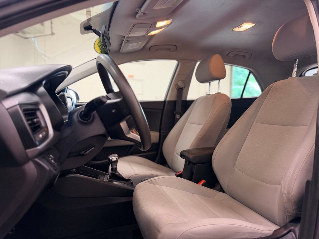 Used 2019 Kia Rio S FWD image 13
