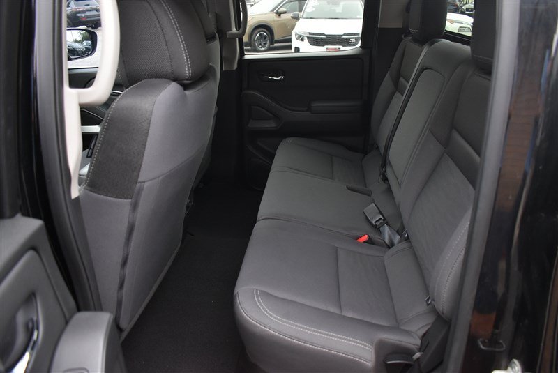 Used 2023 Nissan Frontier SV w/ SV Convenience Package AWD/4WD image 22