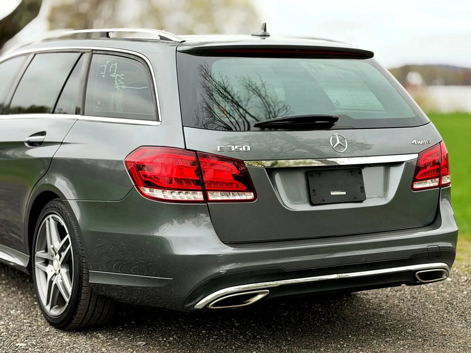 Used 2016 Mercedes-Benz E 350 4MATIC Wagon image 53