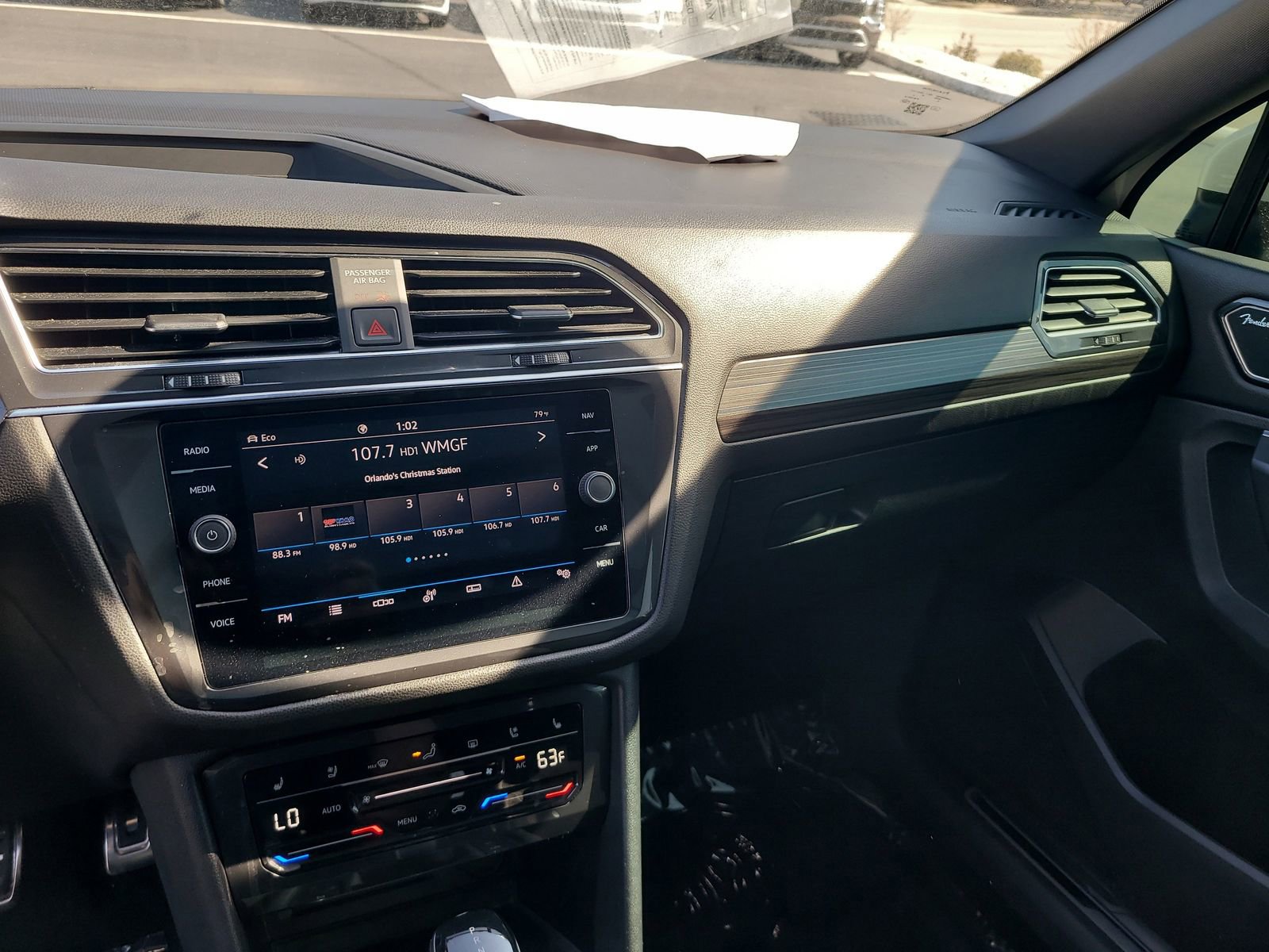 Used 2022 Volkswagen Tiguan SEL R-Line image 22