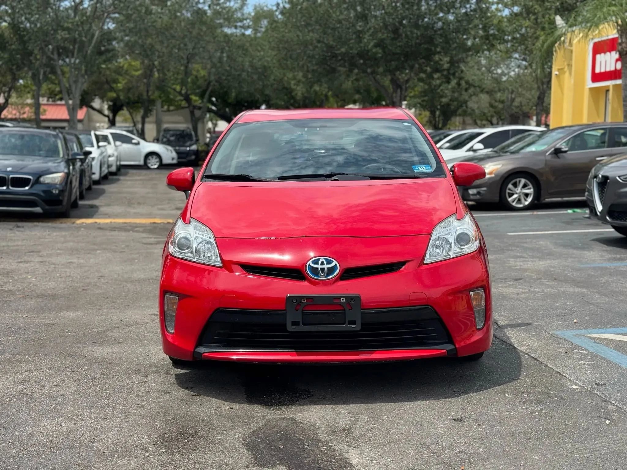 Used 2015 Toyota Prius Five image 3