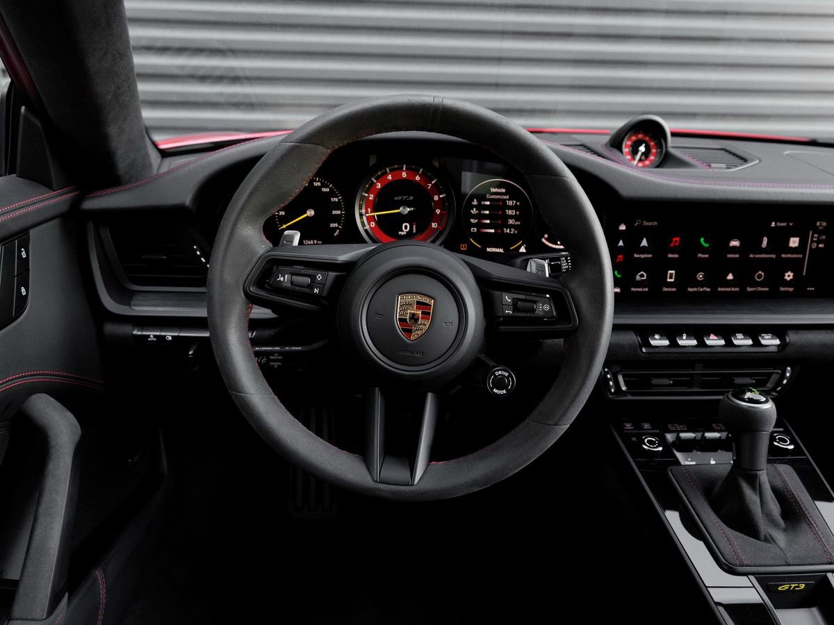 Certified 2024 Porsche 911 GT3 RWD image 16