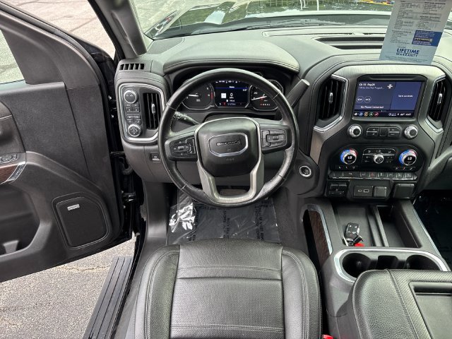 Used 2022 GMC Sierra 1500 Denali w/ Denali Premium Package AWD/4WD image 16