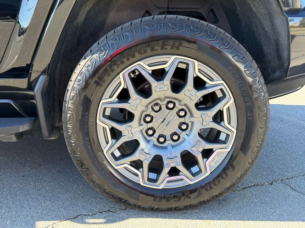 Used 2025 GMC Hummer EV 3X image 13