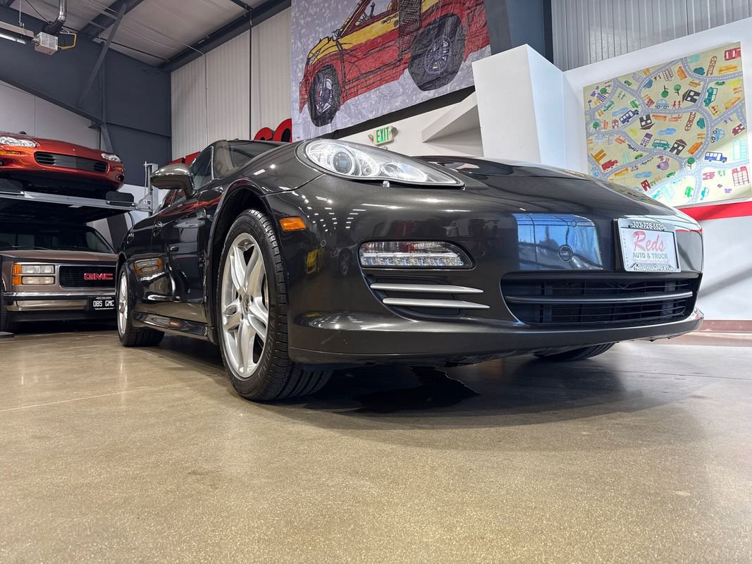 Used 2013 Porsche Panamera 4S image 21