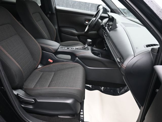 Used 2025 Honda HR-V Sport image 8