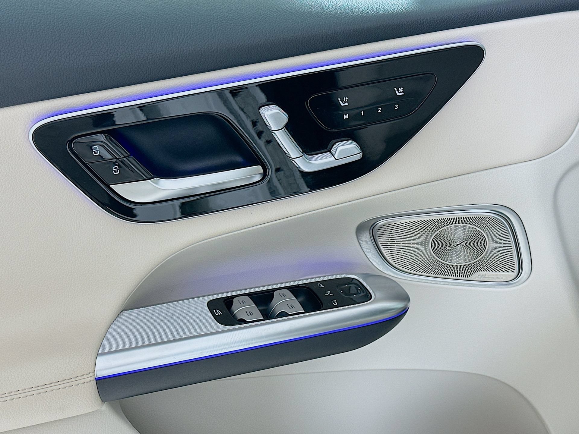 Certified 2026 Mercedes-Benz GLC 300 image 19