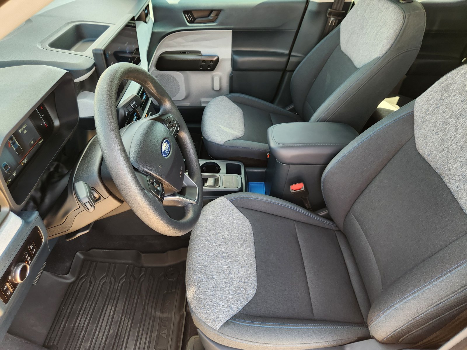 Used 2025 Ford Maverick XLT FWD image 14