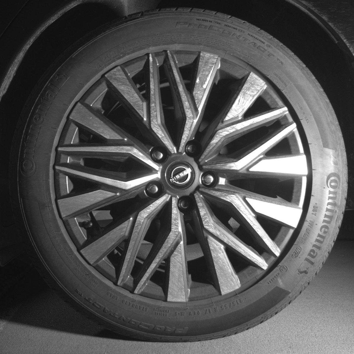 Used 2025 Nissan Altima 2.5 SV image 14