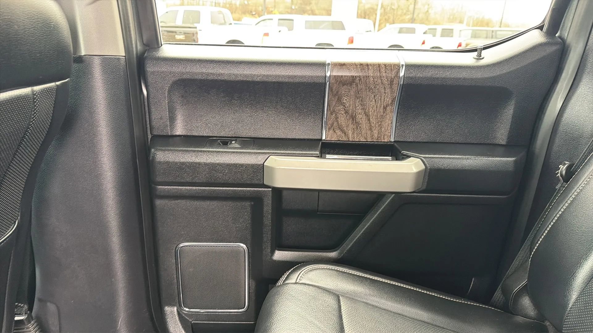 Used 2019 Ford F250 Lariat w/ Chrome Package image 74