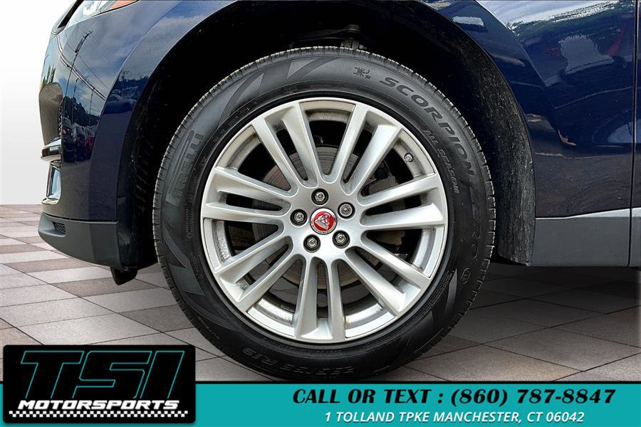 Used 2020 Jaguar F-PACE Prestige image 9