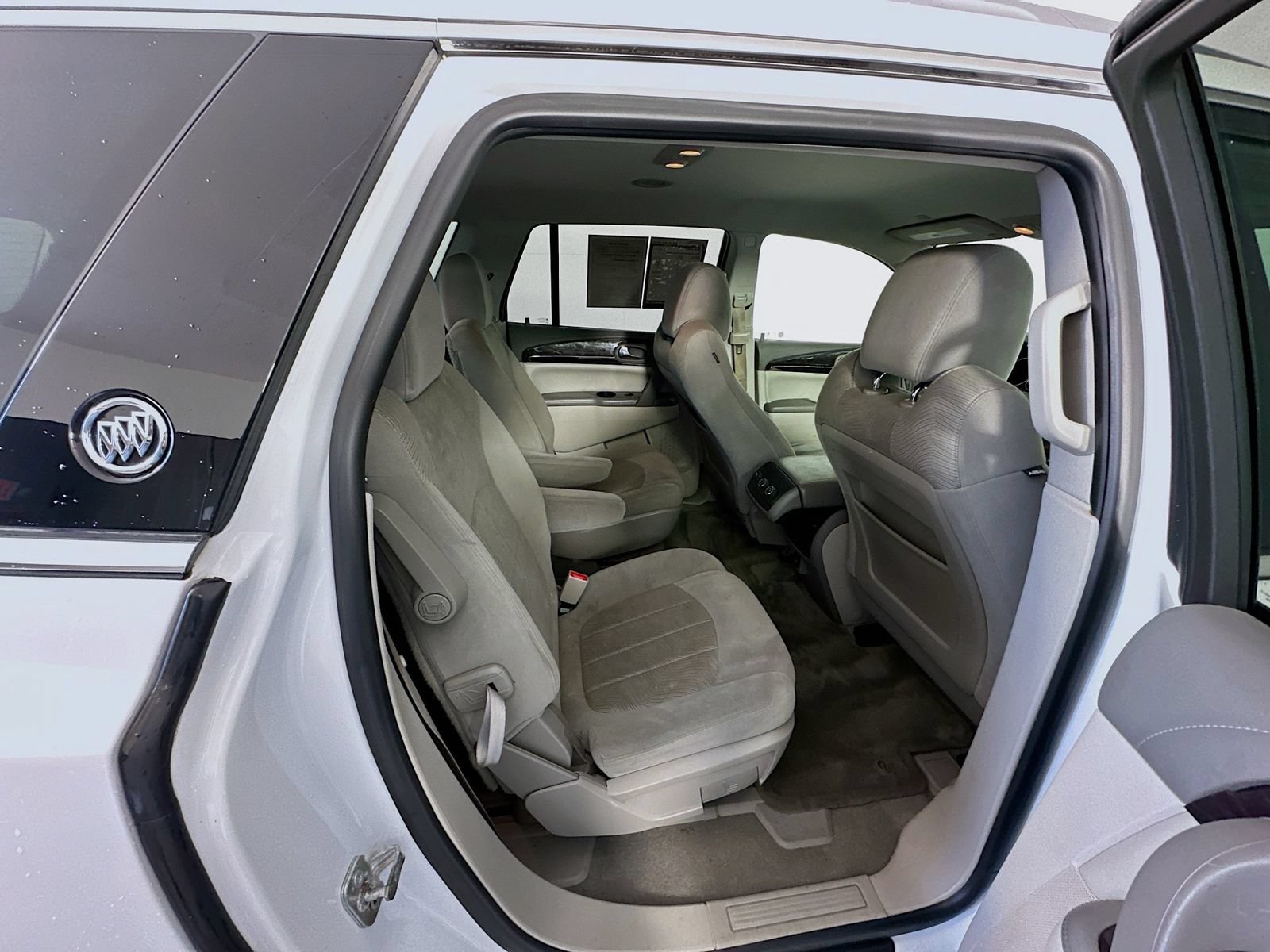 Used 2017 Buick Enclave Convenience FWD image 25