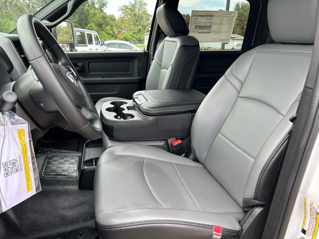 New 2027 RAM 3500 Tradesman w/ Chrome Appearance Group A AWD/4WD image 8