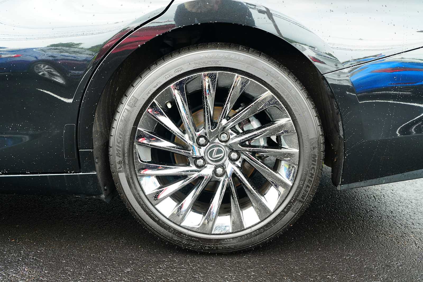Used 2024 Lexus ES 350 Ultra Luxury w/ Accessory Package (Z2) FWD image 11