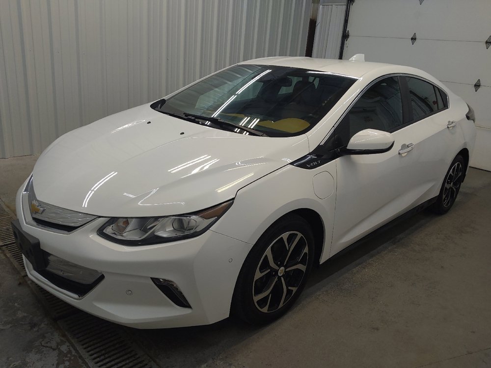 Used 2017 Chevrolet Volt Premier w/ Driver Confidence II Package FWD image 2