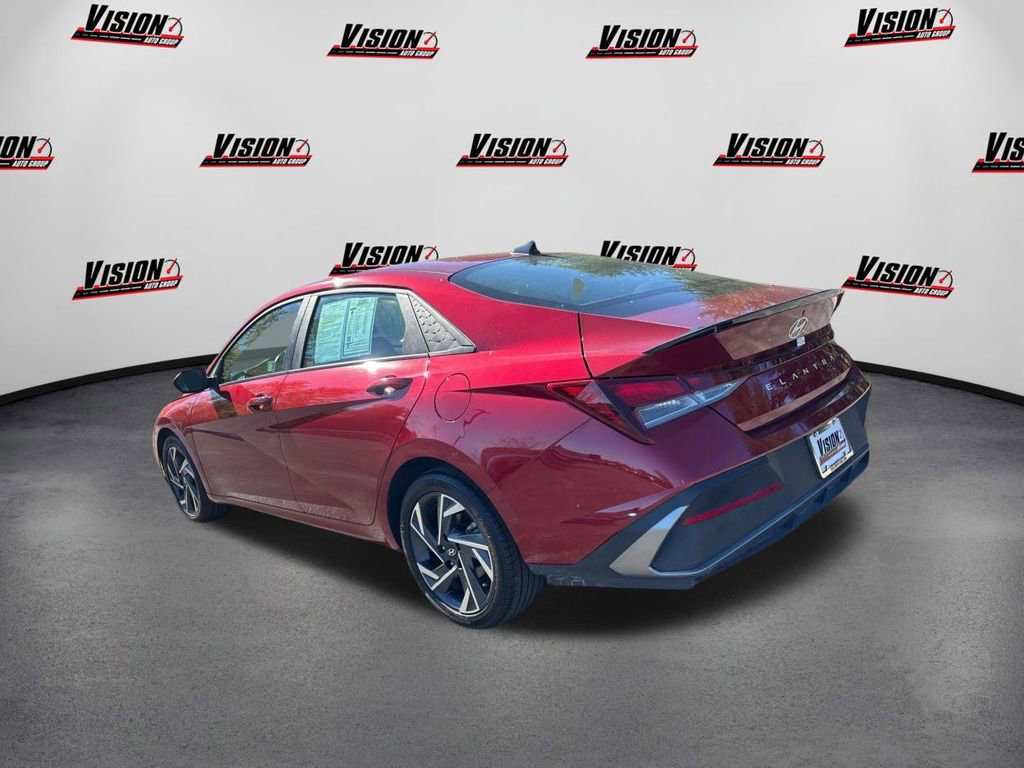 Certified 2025 Hyundai Elantra Sport image 7