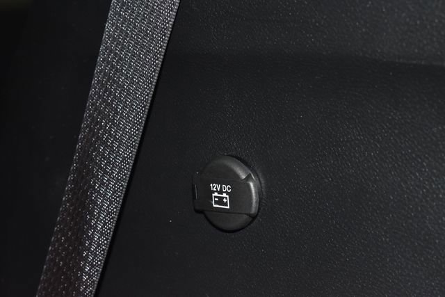 Certified 2025 Chrysler Pacifica Select image 40