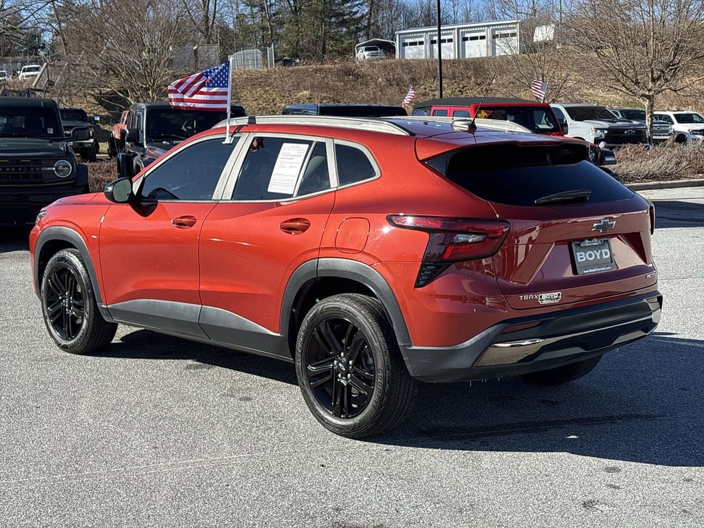 Certified 2024 Chevrolet Trax ACTIV w/ Driver Confidence Package image 8