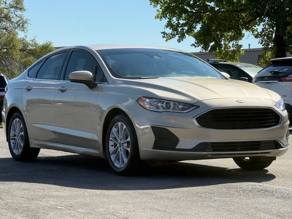 Used 2019 Ford Fusion SE FWD image 8