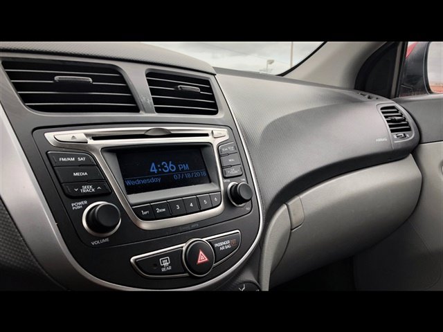 Used 2015 Hyundai Accent GLS FWD image 10