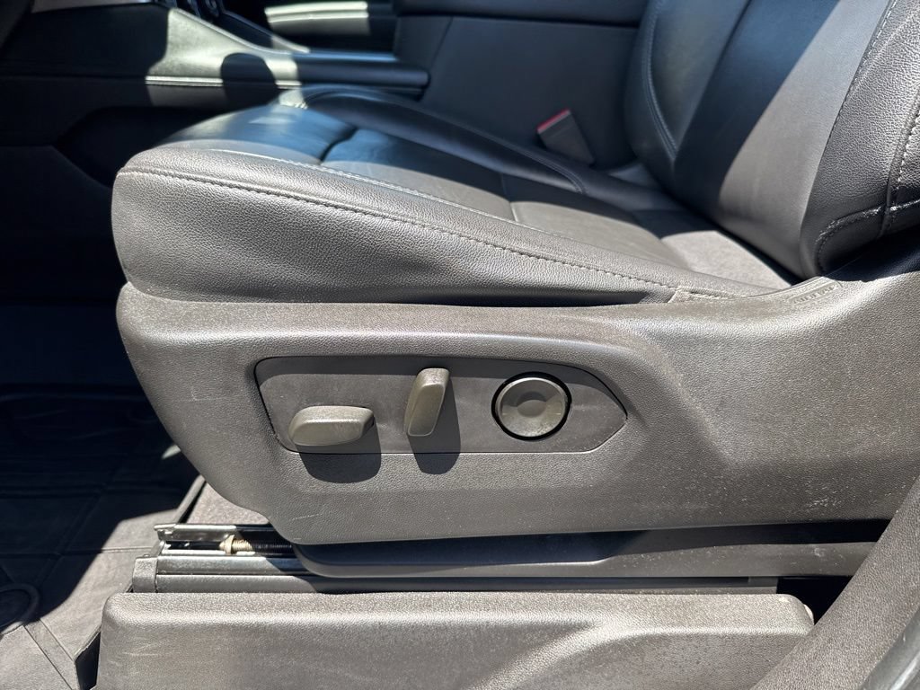Used 2021 Chevrolet Tahoe LT AWD/4WD image 17