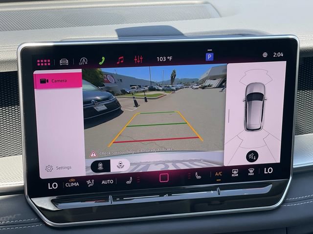 Certified 2026 Volkswagen Tiguan SE w/ Panoramic Sunroof Package FWD image 13