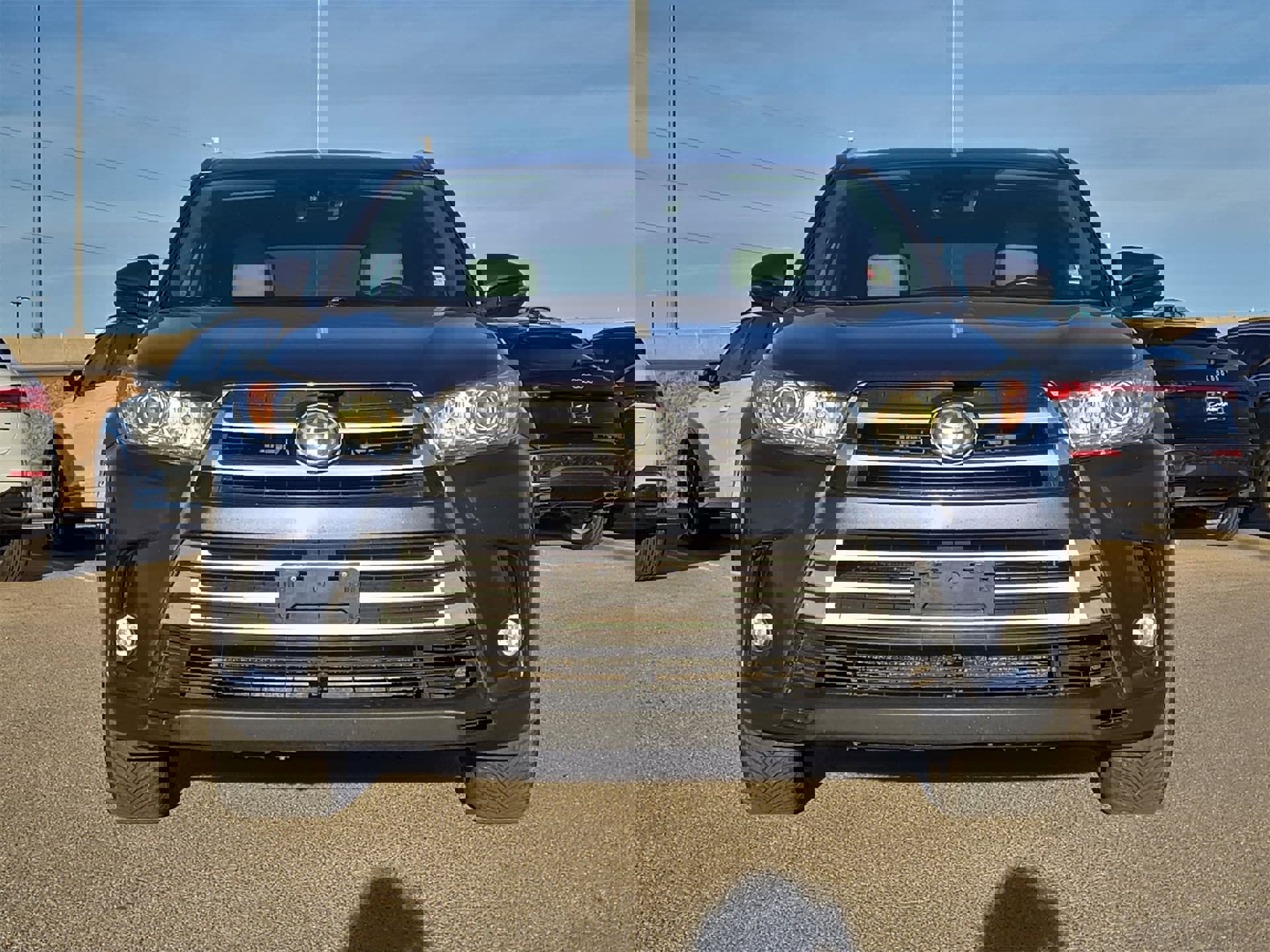 Used 2018 Toyota Highlander XLE image 10