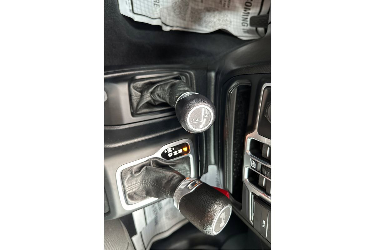 Used 2020 Jeep Wrangler Unlimited Sport image 34