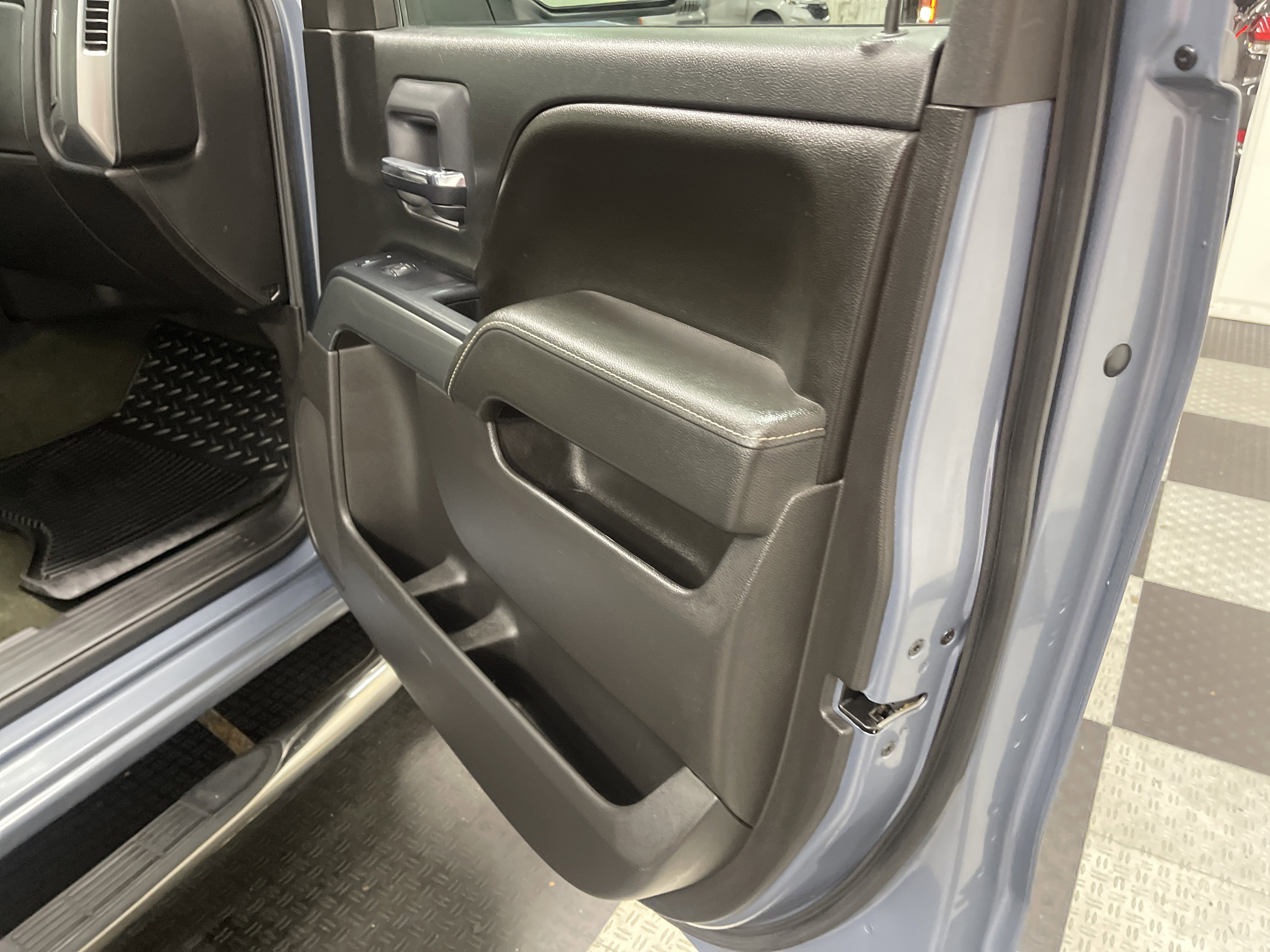 Used 2016 Chevrolet Silverado 1500 LT w/ LT Convenience Package image 23