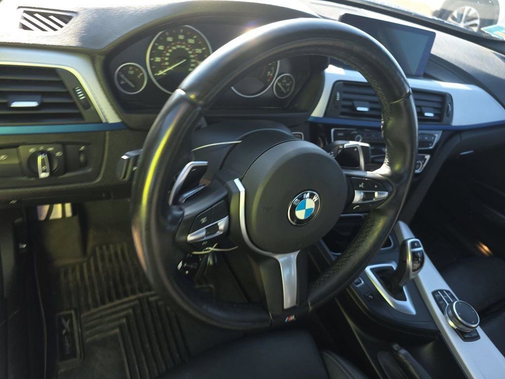 Used 2018 BMW 340i xDrive Sedan AWD/4WD image 12