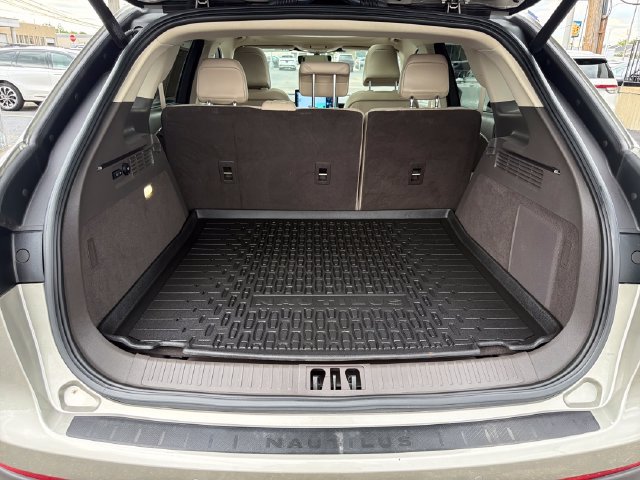 Certified 2023 Lincoln Nautilus Reserve AWD/4WD image 26
