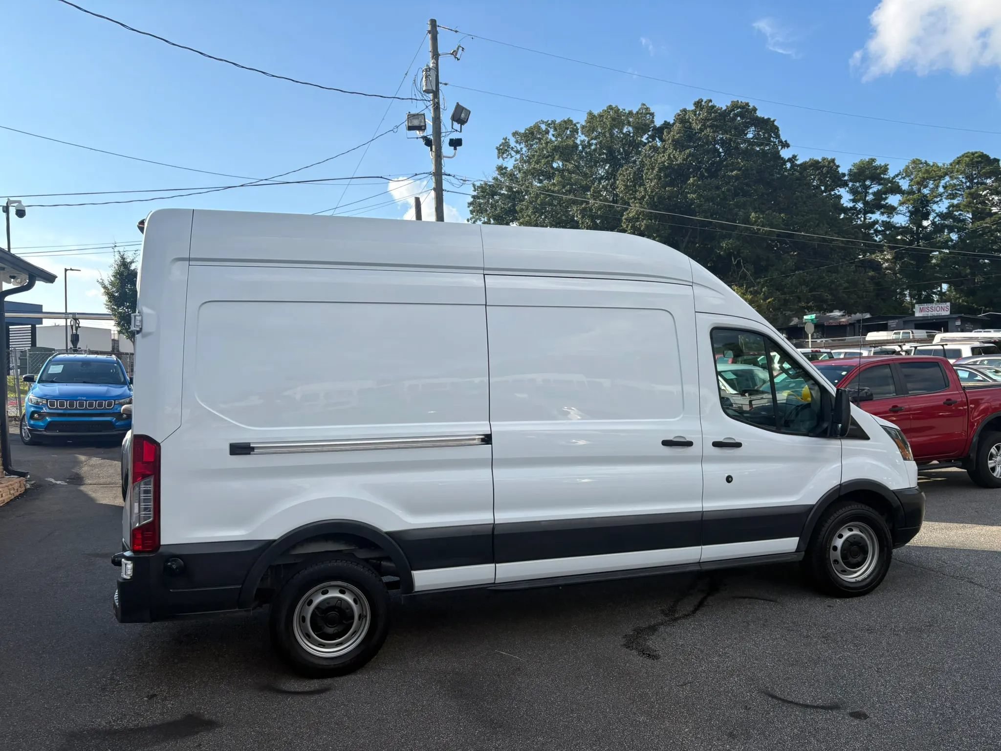 Used 2018 Ford Transit 350 148 High Roof RWD image 16