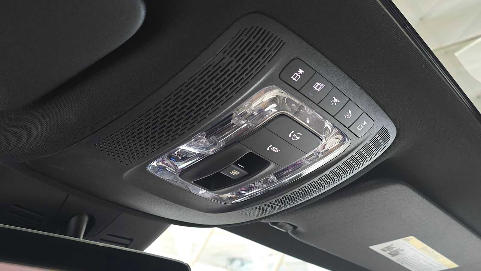 Certified 2025 Mercedes-Benz GLB 250 4MATIC image 34