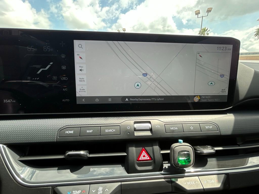 Used 2025 Kia K4 GT-Line w/ GT-Line Premium Package image 14