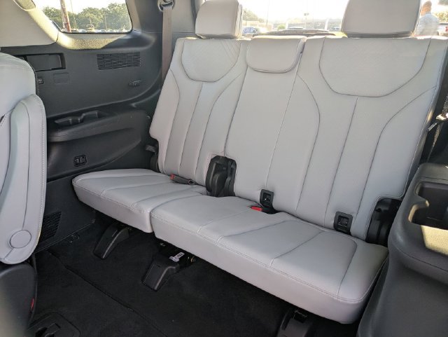 Used 2024 Hyundai Palisade SEL w/ Premium Package AWD/4WD image 34