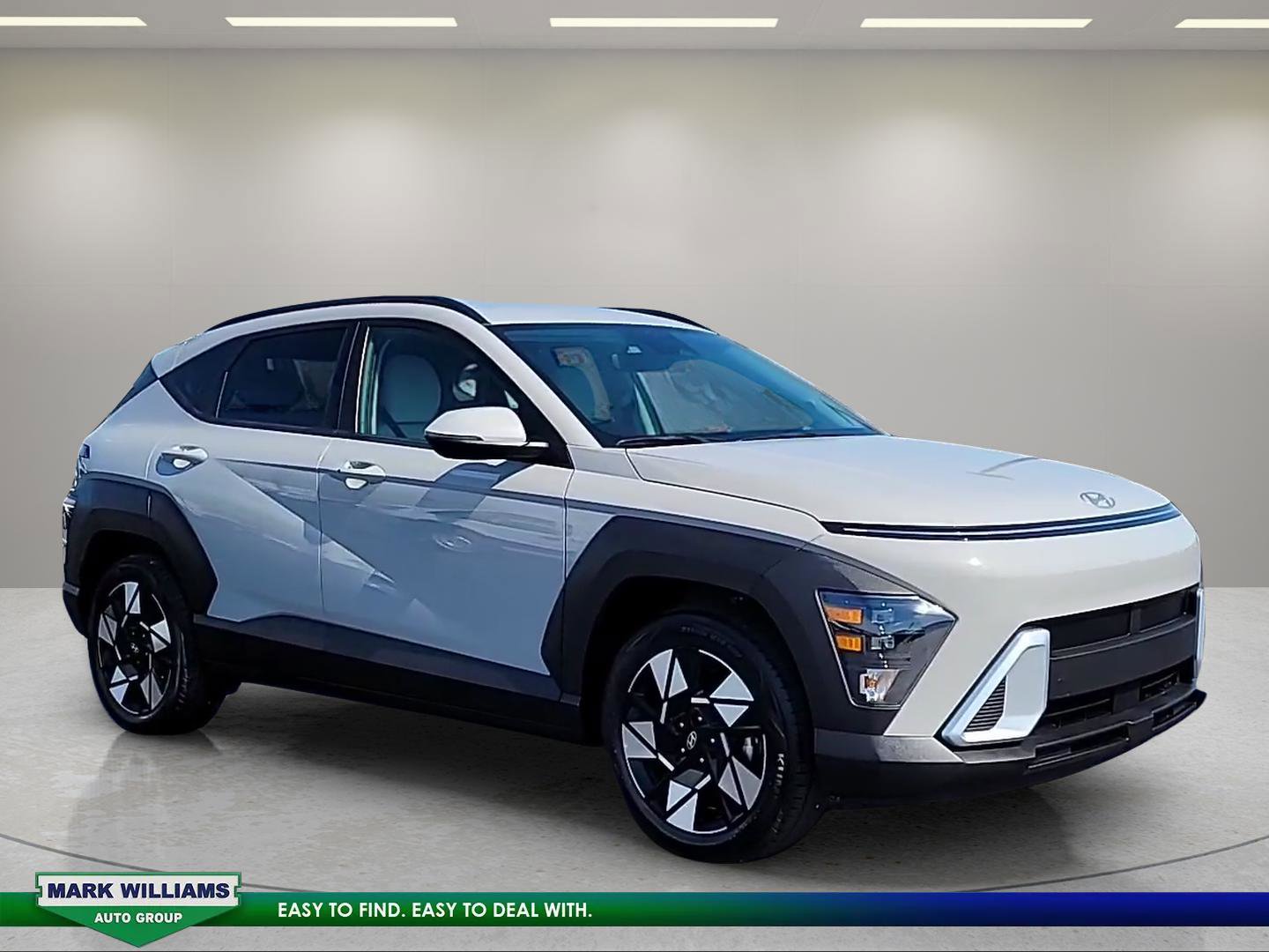Used 2025 Hyundai Kona SEL image 1