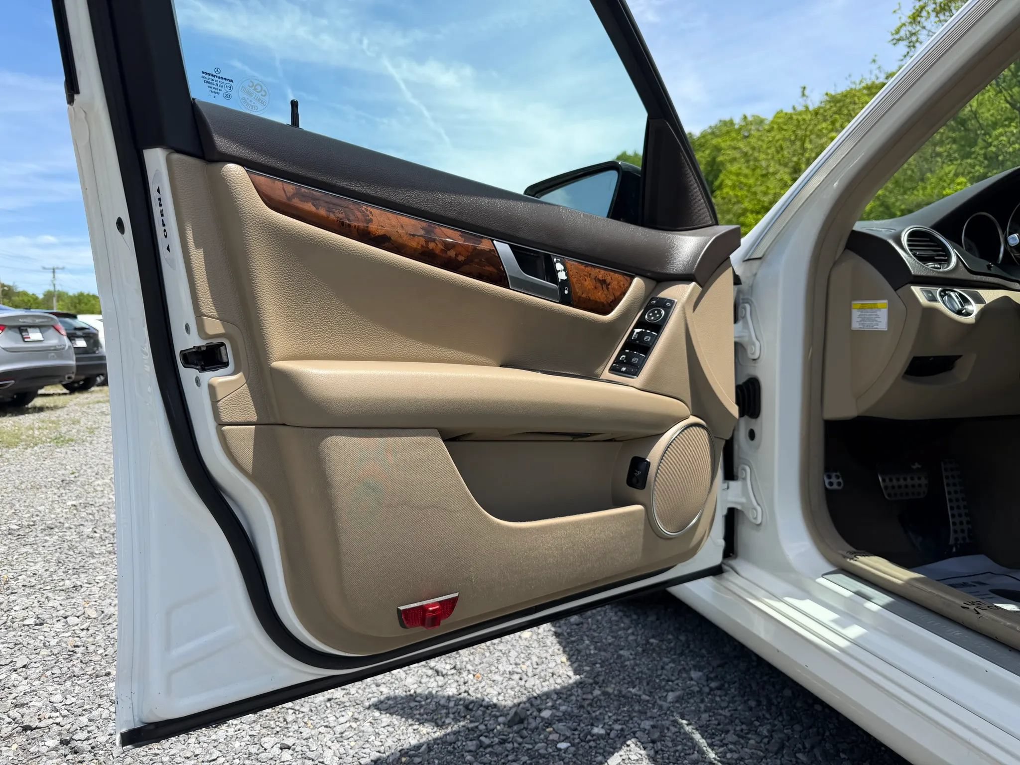 Used 2013 Mercedes-Benz C 250 Sedan image 37