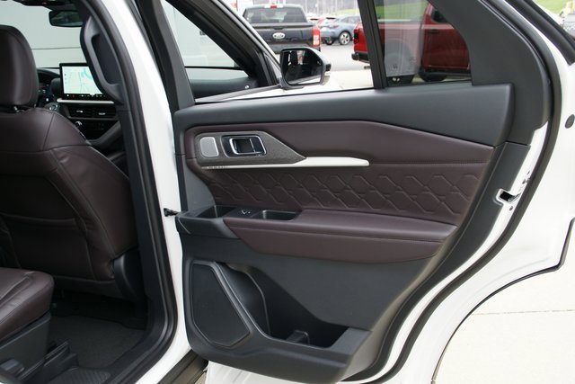 New 2026 Ford Explorer Platinum w/ LUX Leather Package image 37