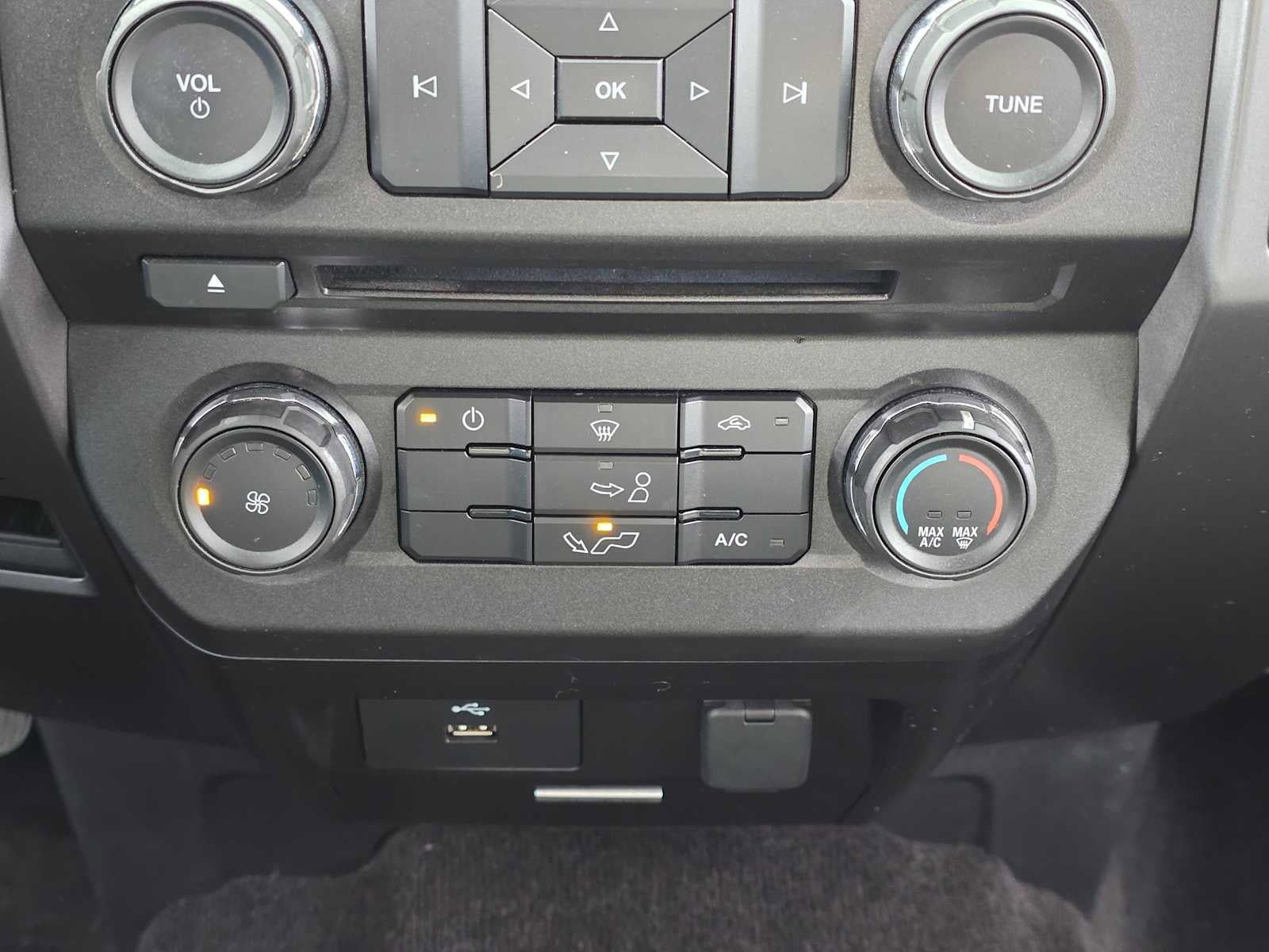 Used 2017 Ford F150 XLT AWD/4WD image 26