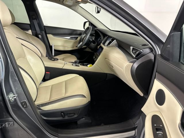 Used 2022 INFINITI QX50 Luxe image 28