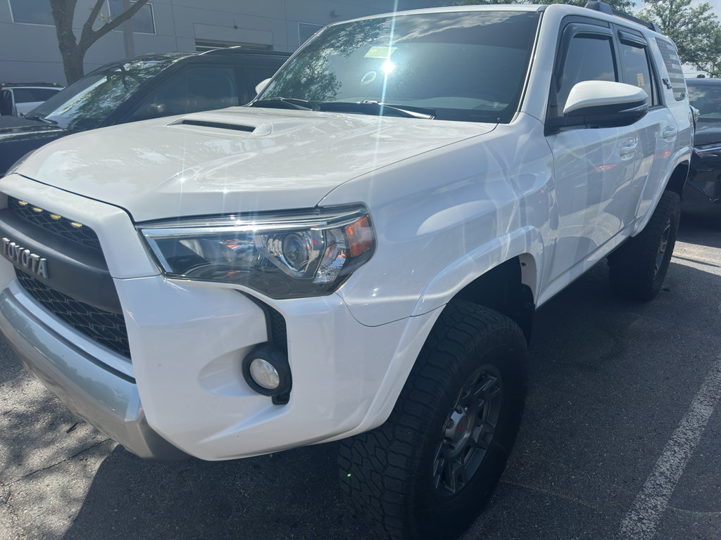 Used 2018 Toyota 4Runner TRD Off-Road Premium w/ TRD Performance Package AWD/4WD image 3