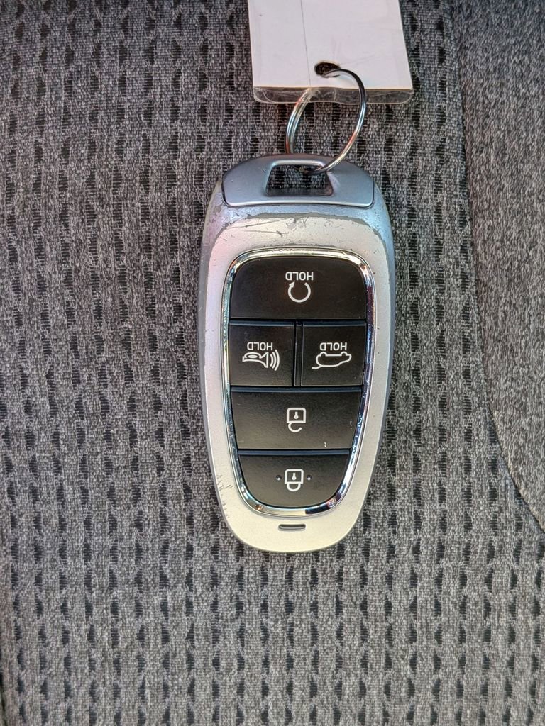 Certified 2023 Hyundai Santa Fe SEL image 32