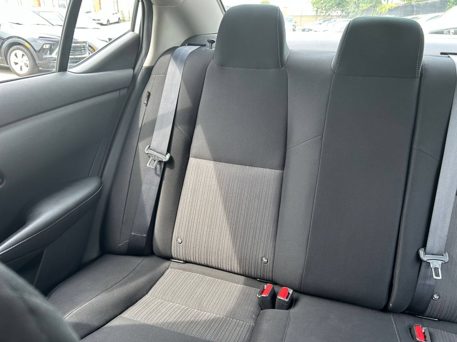 Used 2025 Nissan Sentra SV FWD image 34