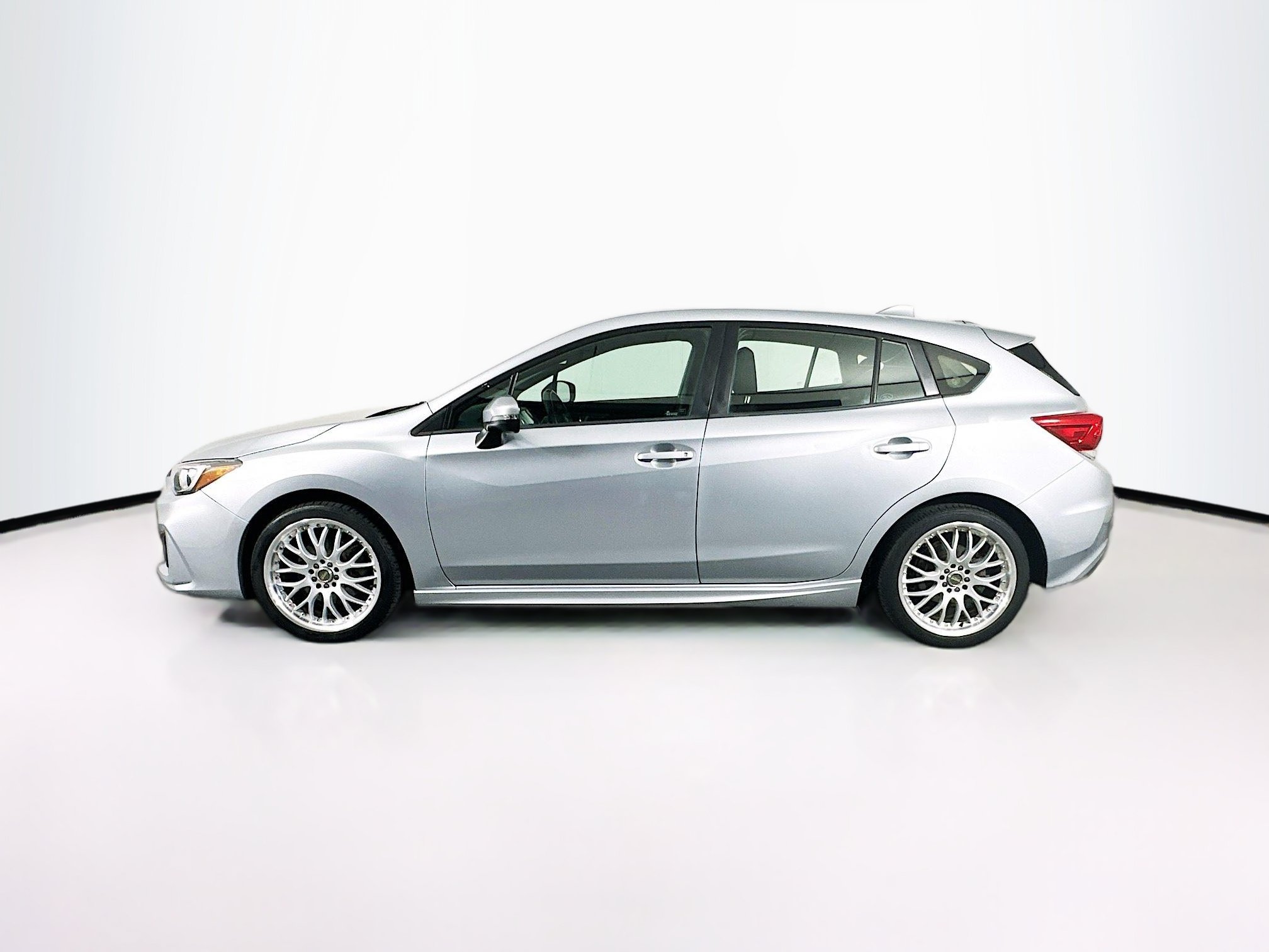 Used 2018 Subaru Impreza 2.0i Sport AWD/4WD image 4