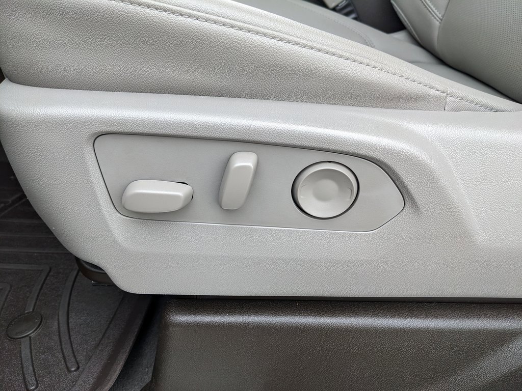 Used 2023 GMC Sierra 1500 SLT w/ SLT Premium Package image 51