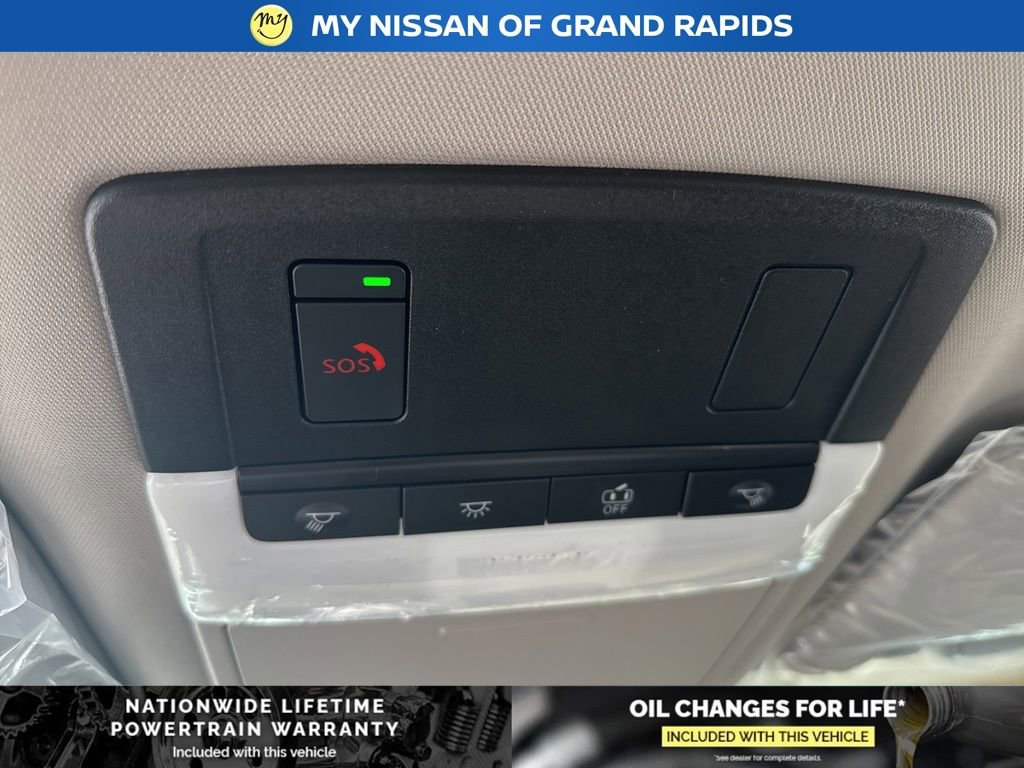 New 2025 Nissan Altima 2.5 SR image 22