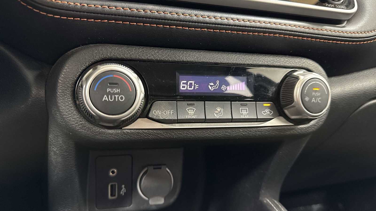 Used 2019 Nissan Kicks SR image 20