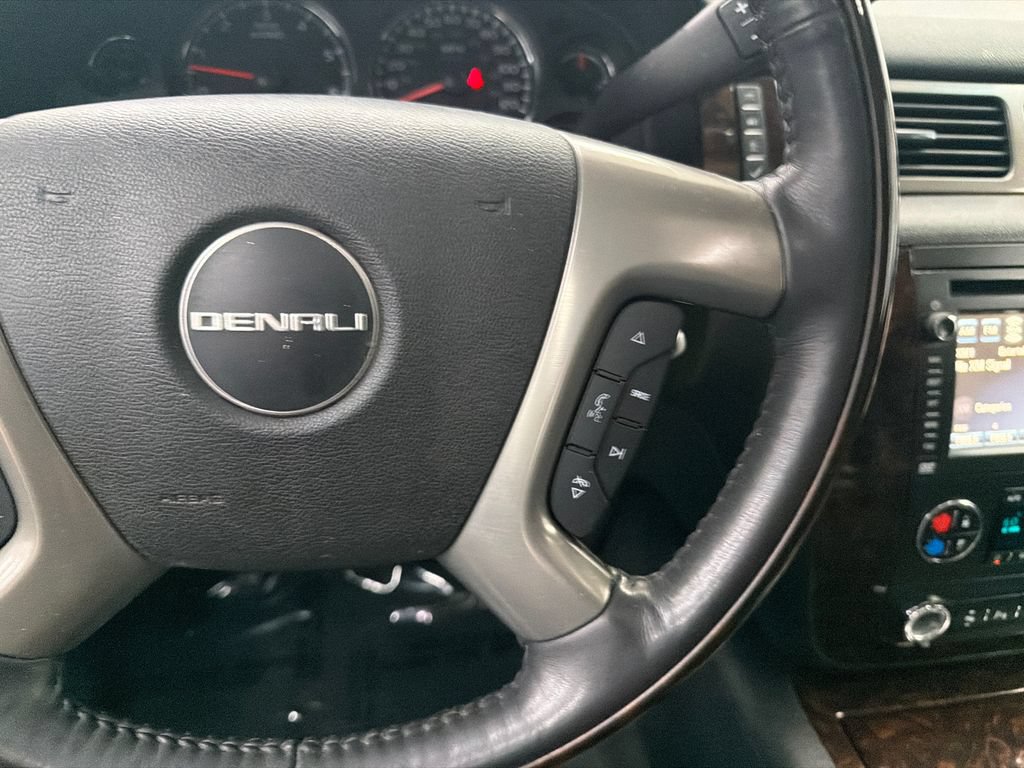 Used 2012 GMC Yukon XL Denali AWD/4WD image 25